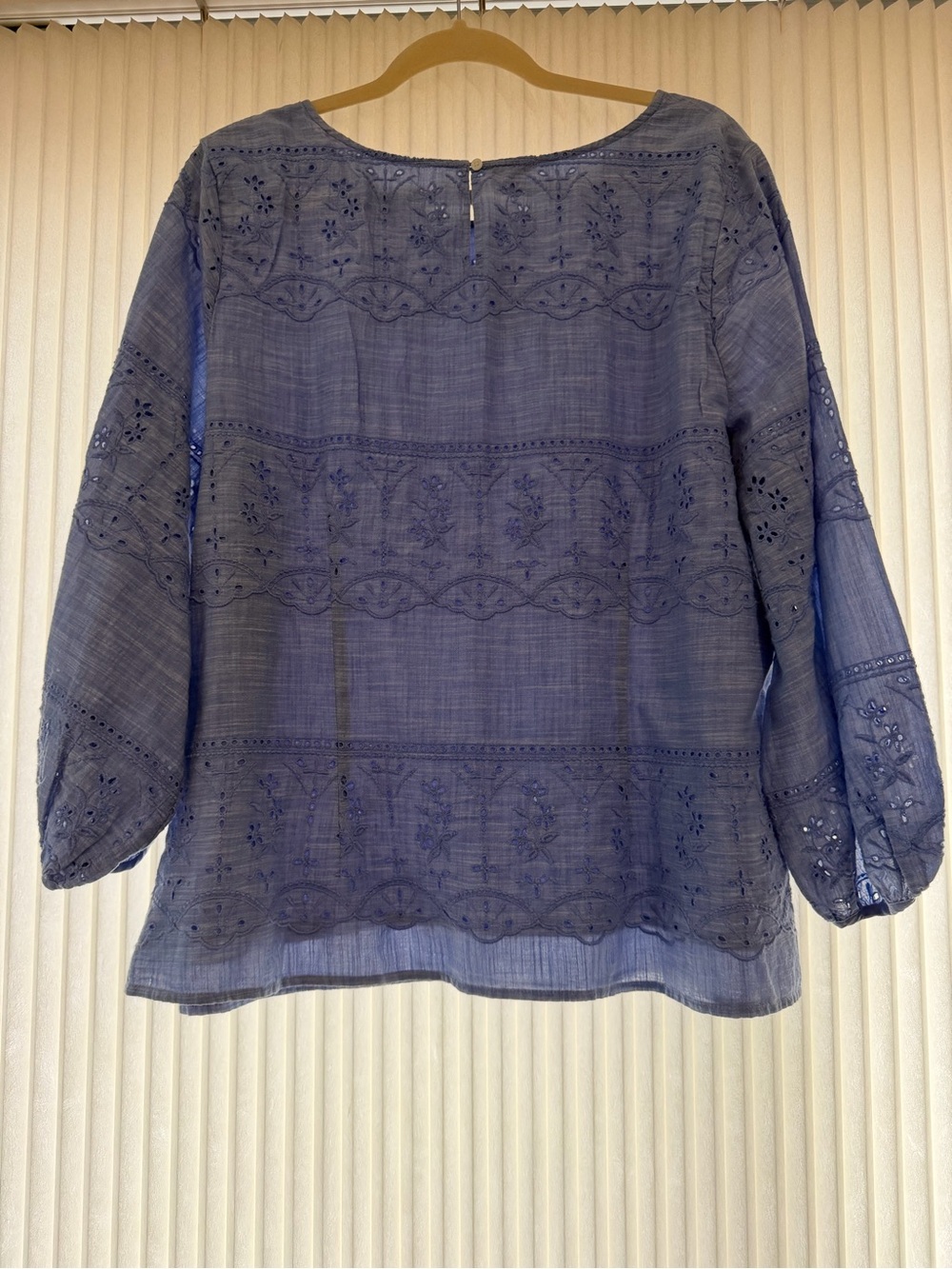 Blue Talbots Embroidered Women's Top Lightweight Boho/Peasant Style Blouse - Picture 5 of 6